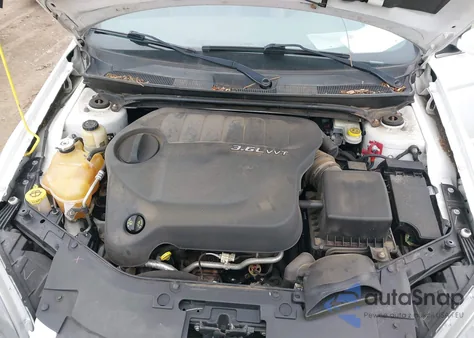 2011 Chrysler 200 S from USA, damaged, VIN 1C3BC8FG3BN624341